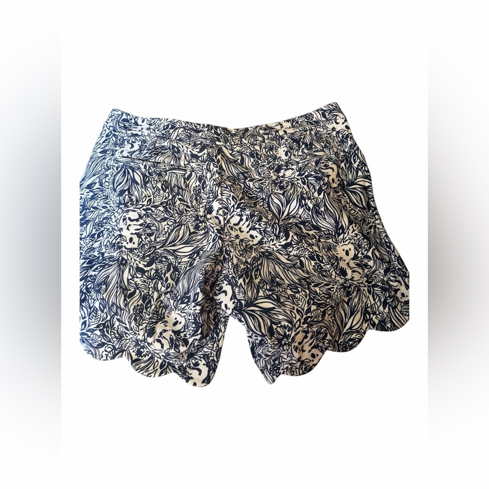 Lilly Pulitzer Navy Koalas GDay Mate DARCI KNIT SHORTS 7" Scallop Hem Size 6 - Picture 3 of 7